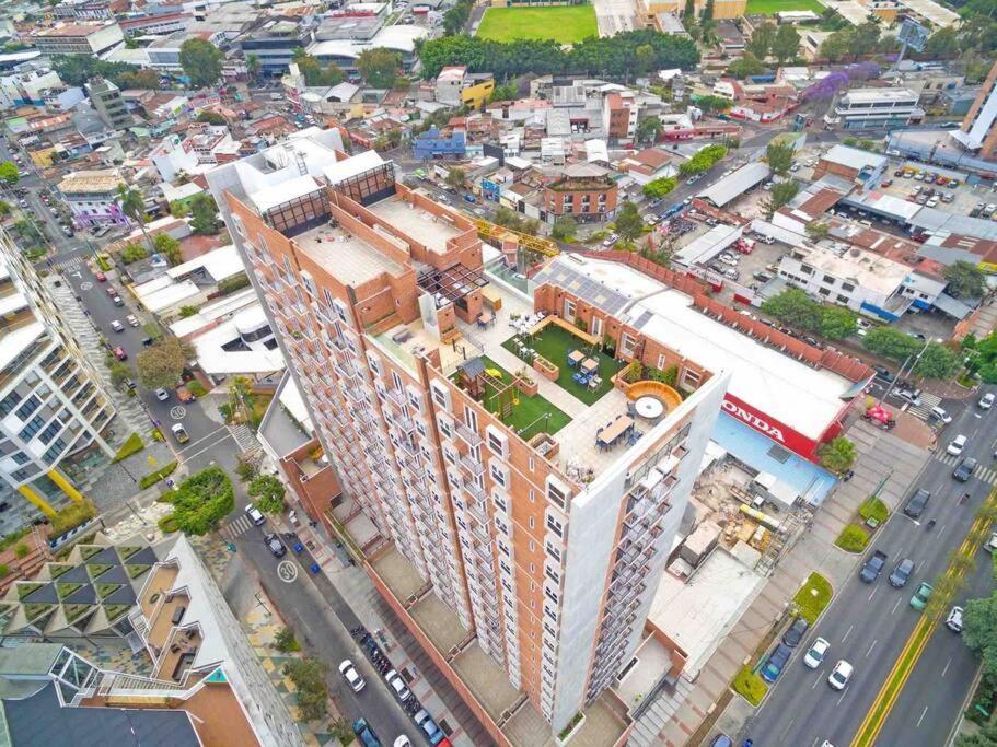 Lovely 1 Bedroom Unit With Free Parking Modra Zone 4 Guatemala City Exteriör bild